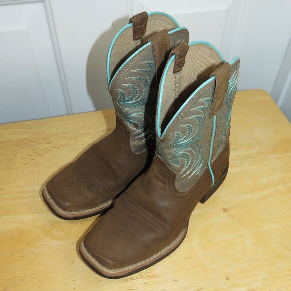 Ariat Other - Ariat Youth Storm Western Boot in Rich Clay/Metallic Bronze Size 13